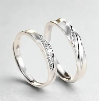 Anillos de compromiso en plata 925 entrelazado