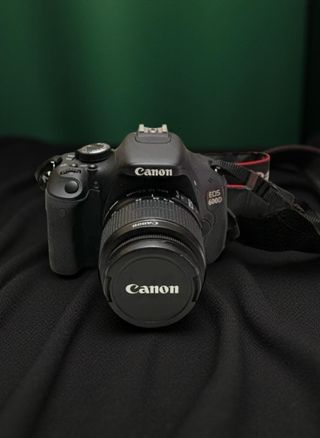 Cámara Canon EOS 600D