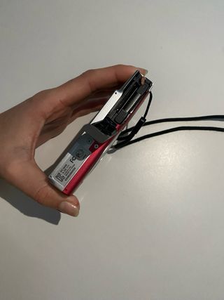 Canon PowerShot A2600 Cámara Digital Roja