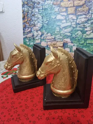 Sujetalibros Caballo Dorado (2 unidades)
