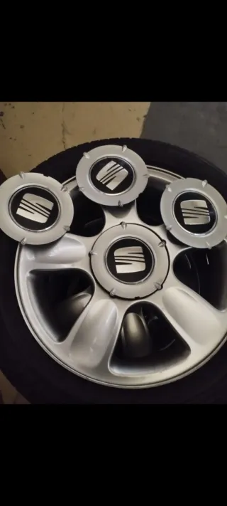 Llantas Seat 4 unidades