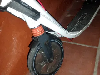 Patinete Eléctrico Blanco y Negro