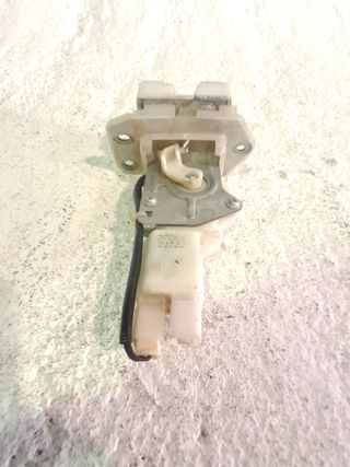 CERRADURA MALETERO / PORTON SUZUKI SX4