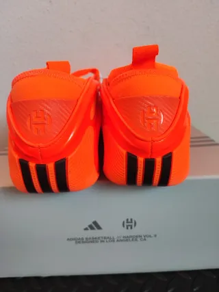 Zapatillas de baloncesto talla 44