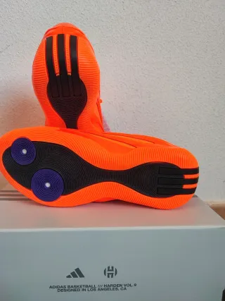 Zapatillas de baloncesto talla 44