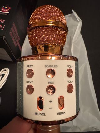 Micrófono Karaoke Inalámbrico WS-85BL Dorado