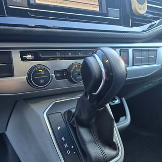 Volkswagen Caravelle 2021