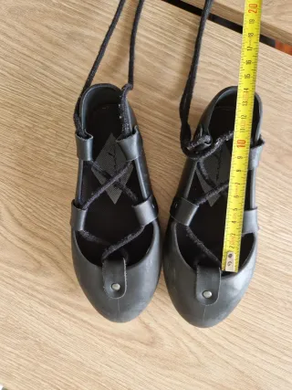 Abarcas de goma talla 29