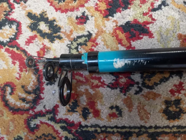 Caña de pescar con carrete Caperian