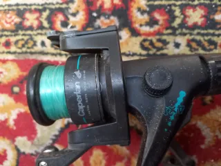 Caña de pescar con carrete Caperian