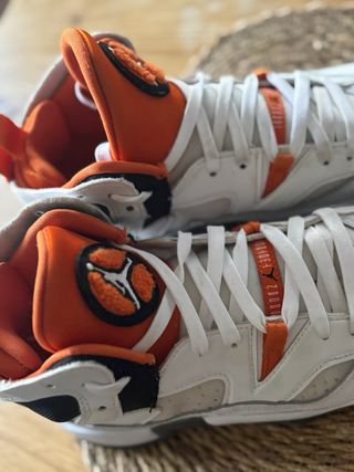 Zapatillas Jordan 8 Retro Naranja Blanco 38.5