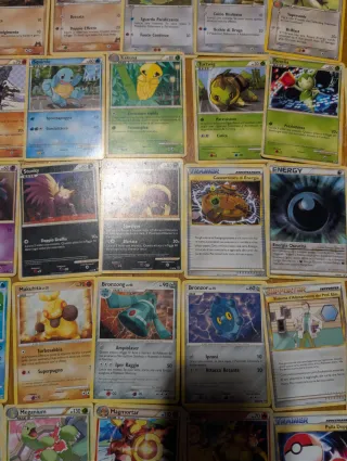 Lotto 110 carte Pokémon vintage