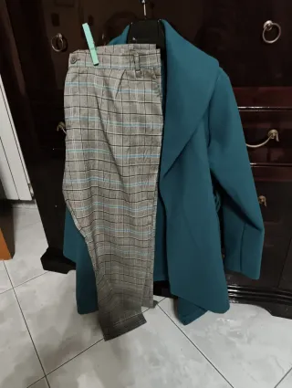 Completo giacca e pantaloni a quadri