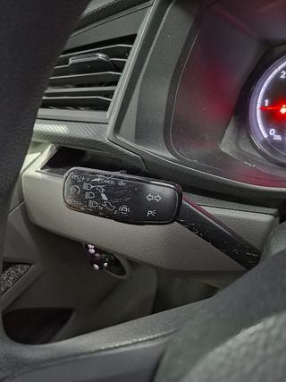 VW TRANSPORTER T6 Furgoneta 2.0 TDI IVA DEDUCIBLE