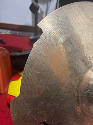 Crash Vansir 16' para reparar