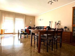 Casa adosada en venta en Centre en Sant Boi de Llobregat