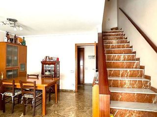 Casa adosada en venta en Centre en Sant Boi de Llobregat