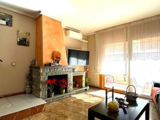 Casa adosada en venta en Centre en Sant Boi de Llobregat