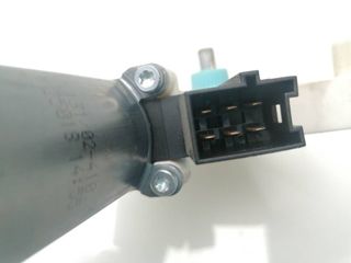 MANDO ELEVALUNAS DELANTERO DERECHO MERCEDES-BENZ CLASE B (W2