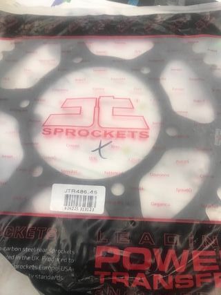 Corona Trasera 520 Yamaha R6 YZF R6R