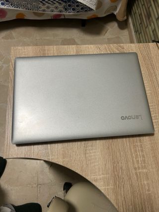 Portátil Lenovo IdeaPad 520 Plateado