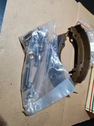 Kit Frenos Renault Express/21 (86-)