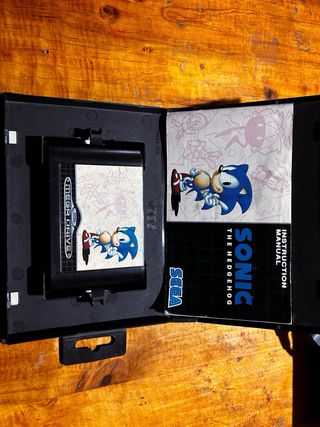 Sega Mega Drive 16-BIT Negra y atari 2600