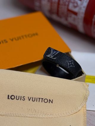 Pulsera Louis Vuitton Slim Negra y Plateada