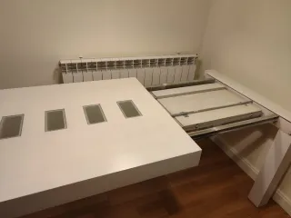 Mesa comedor extensible y 4 sillas