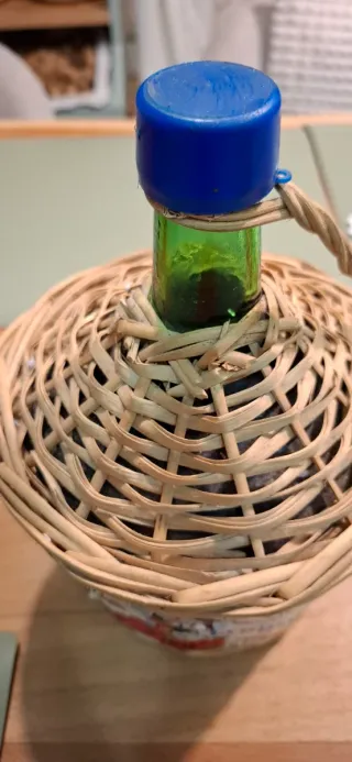 Lote 3 Botellas Vino Antiguo: Pando, Malaga, Porto