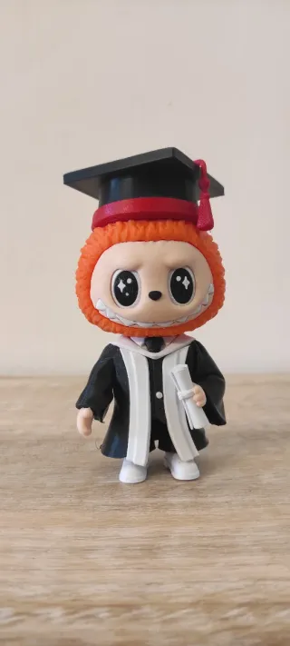 Labubu Graduado Edición Exclusiva 3D