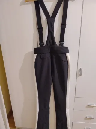 Pantalón de esquí Zara talla xs