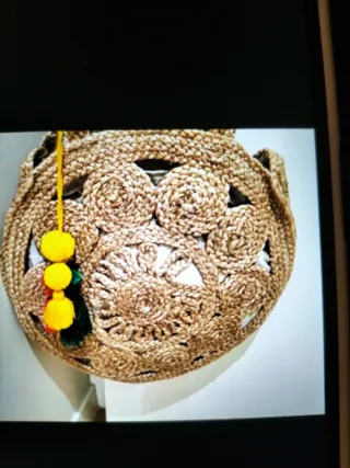 Bolso de Yute con Pompones