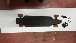 Longboard eléctrico Yuneec E-GO clásico (1 de 2)