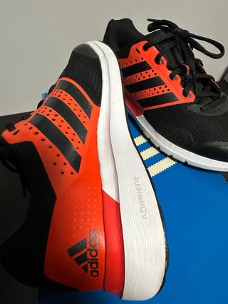 Zapatillas Adidas Duramo 7 T40/41 Negras Rojas