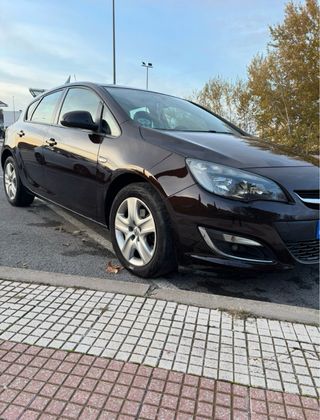 Opel Astra 2013