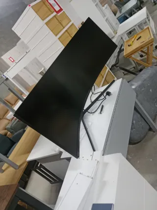 Pantalla Curva Negra