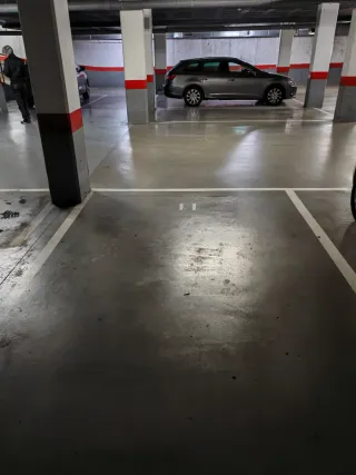 Alquilo Plaza de Parking en Santa Eulalia