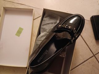 Mocassini neri eleganti