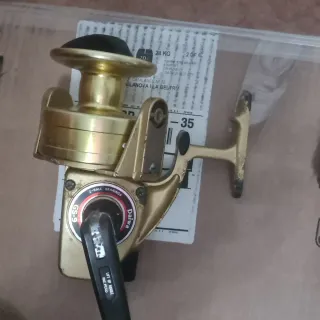 Lote 5 carretes pesca Daiwa GS9 dorados