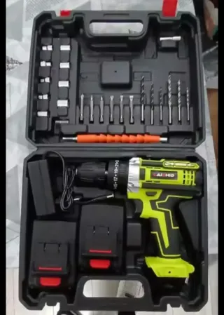 Taladro Atornillador 2 Baterías 21V + Accesorios,