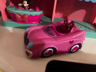 Casa Hotel Minnie + Coche Rosa