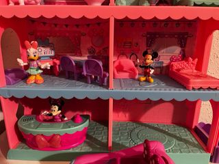 Casa Hotel Minnie + Coche Rosa