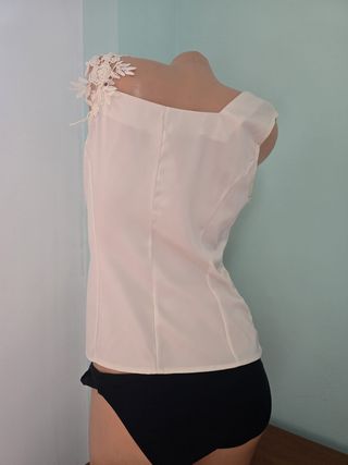 BLUSA CRUZADA TALLA M. SIN ESTRENAR