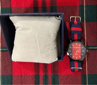 Lote Reloj y Gafas de Sol Álvaro Moreno