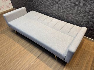 Sofá Cama Patas Doradas Gris Clic Clac NUEVO