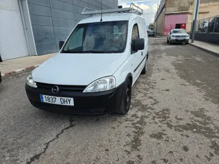 Opel Combo 2005