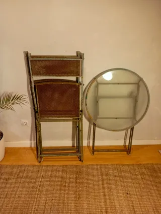 Mesa bistró y 2 sillas plegables vintage