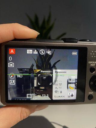 Cámara Panasonic Lumix TZ40 gris