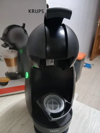 Cafetera Krups Dolce Gusto Negra